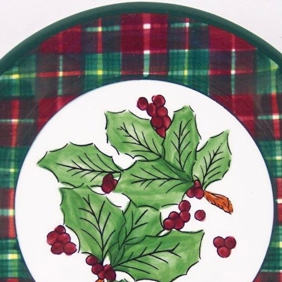 Pacific Rim Vintage 1998 Plaid & Holly Leaves Plate - Picture 2 of 3